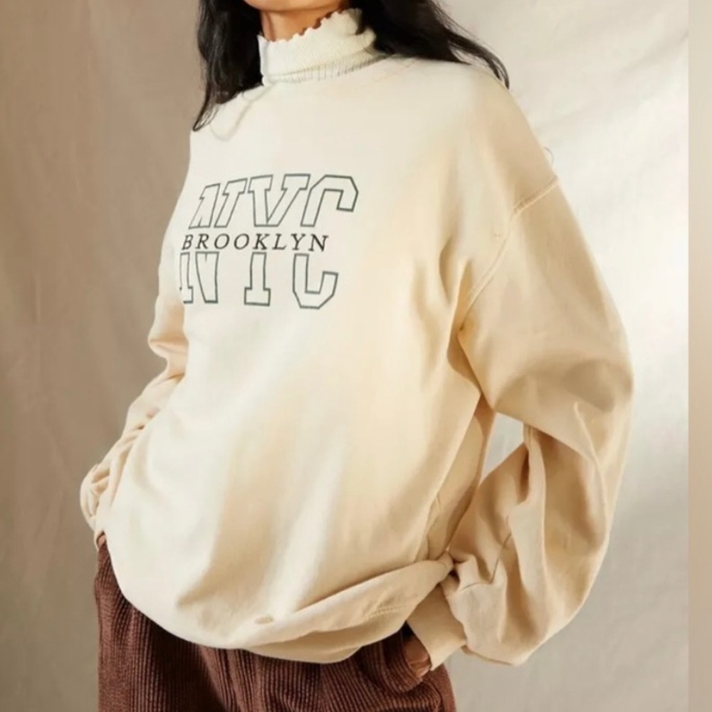 UO “NYC” Sweatshirt